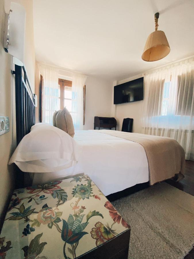 Hotel Rural Candela Y Plata Puerto de Béjar Extérieur photo