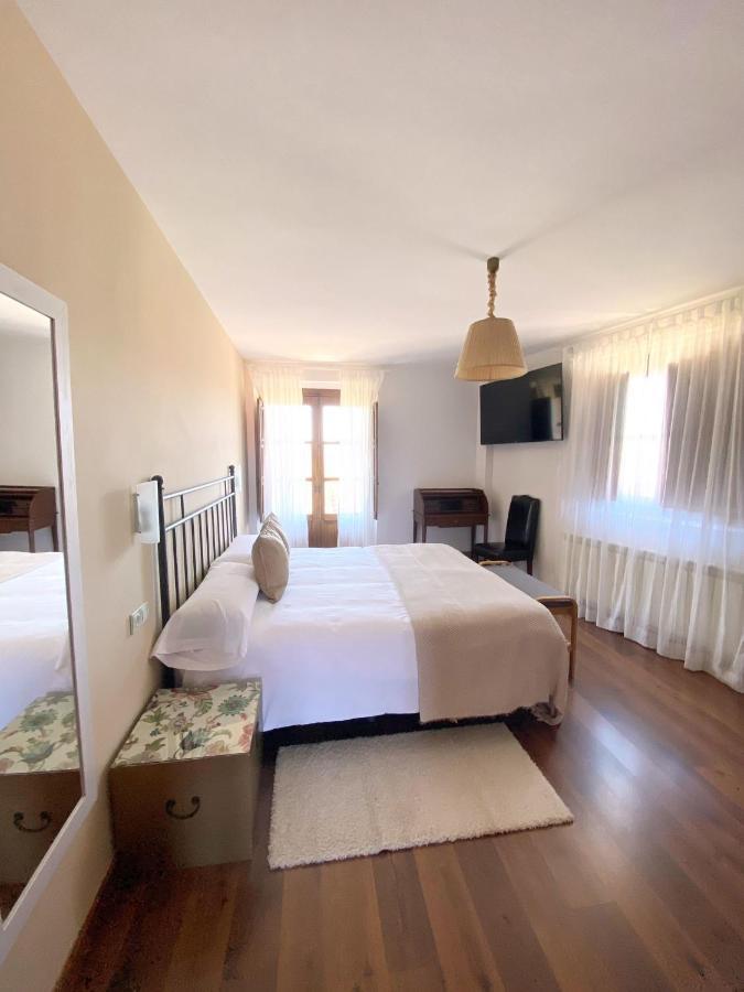 Hotel Rural Candela Y Plata Puerto de Béjar Extérieur photo